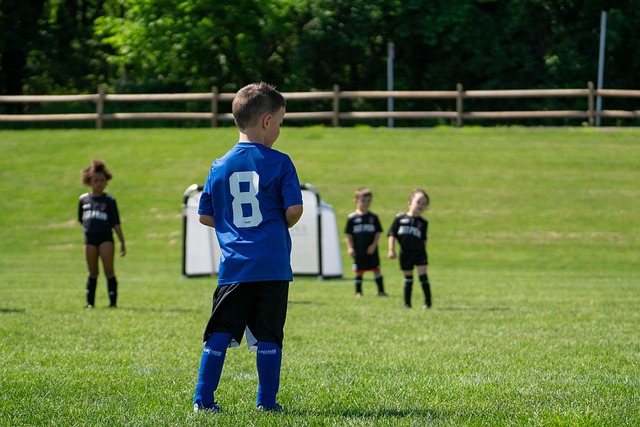 艰难且充满 艰难且充满